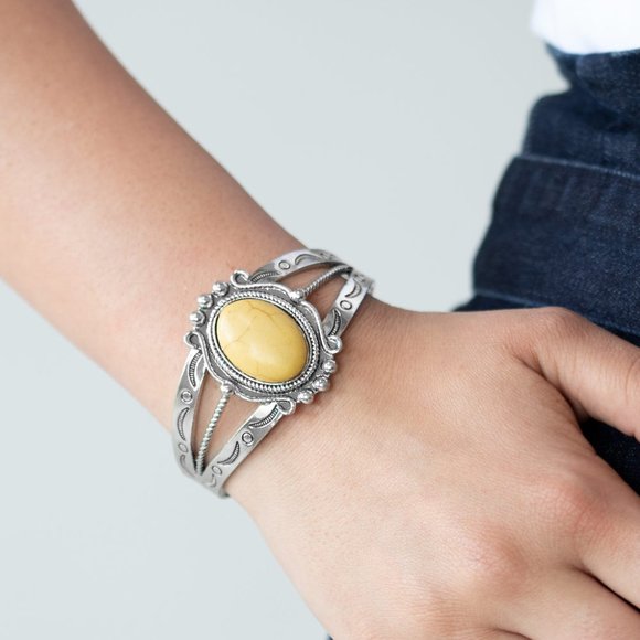 3+/$5 ea. Very TERRA-torial - Yellow - Picture 1 of 2